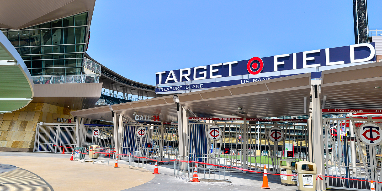 A Day at the Ballpark: The Pillars of Prospect Park Residents Take the Mic